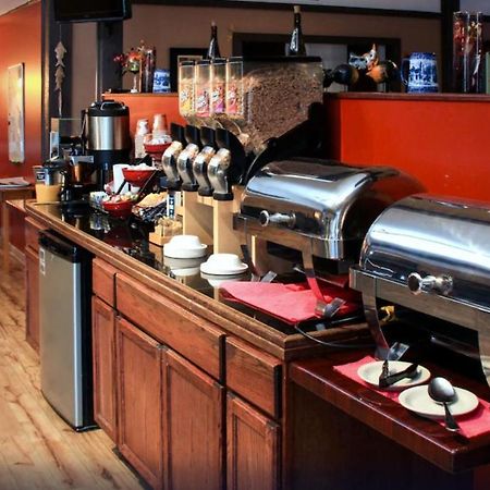 Yellowstonepark Inn&Suites Ливингстън Екстериор снимка