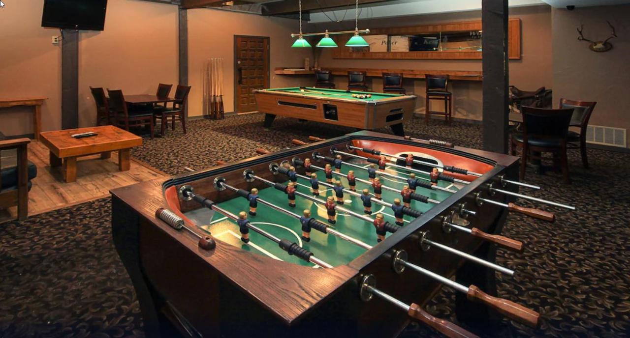 Yellowstonepark Inn&Suites Ливингстън Екстериор снимка