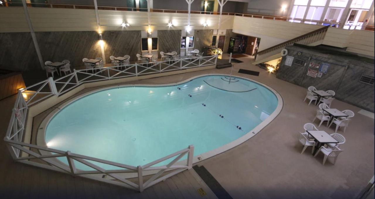 Yellowstonepark Inn&Suites Ливингстън Екстериор снимка